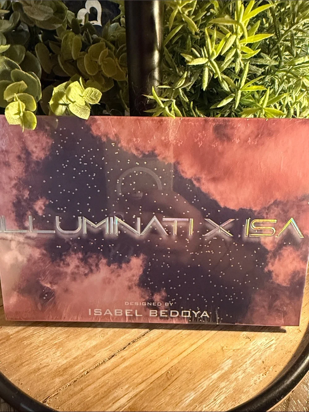 Iluminati x ISA Eyeshadow Palette by Isabel Bedoya - 🆕 sealed